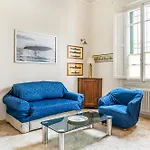 Bright Apartment With Private Garden And Balcony